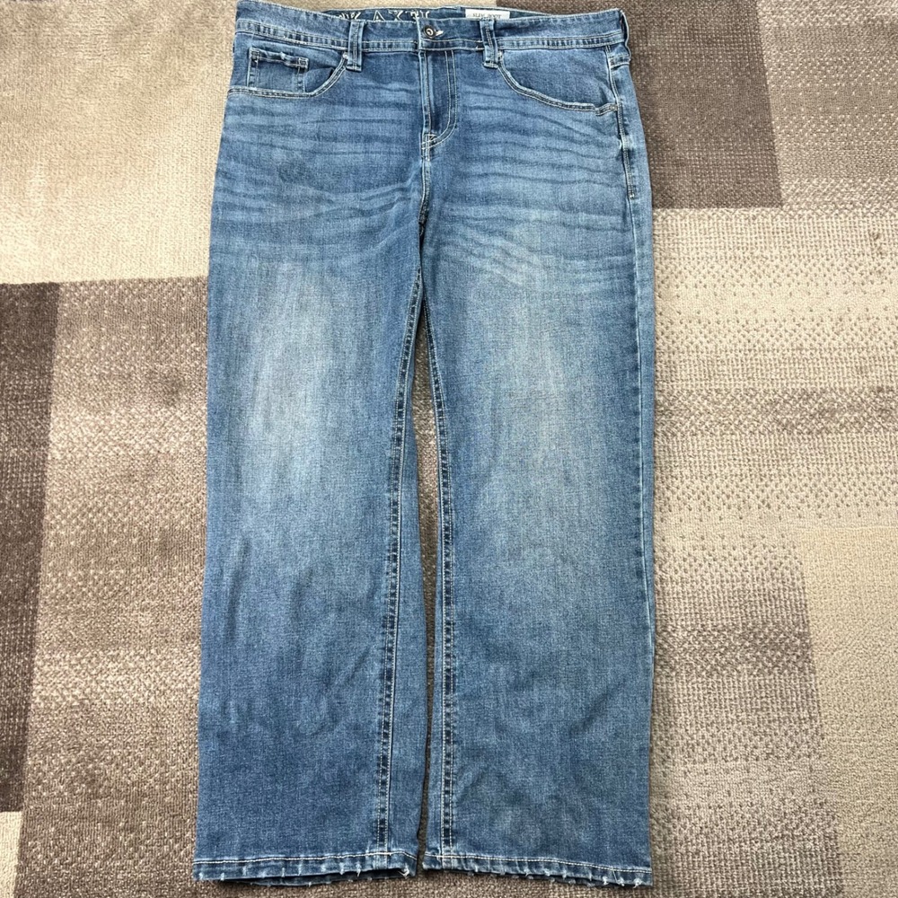 Axel Jeans Mens 40x32 Slim Boot Medium Wash Blue Denim Embroidered Pockets